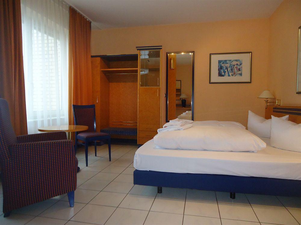 Hotel Rahlstedter Hof Hamborg Eksteriør billede