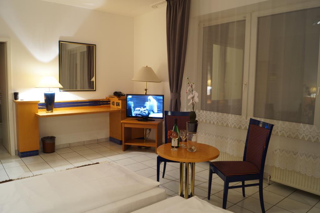 Hotel Rahlstedter Hof Hamborg Eksteriør billede