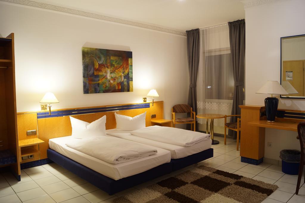 Hotel Rahlstedter Hof Hamborg Eksteriør billede